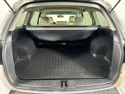 Used 2012 Subaru Outback 2.5i Limited image 31