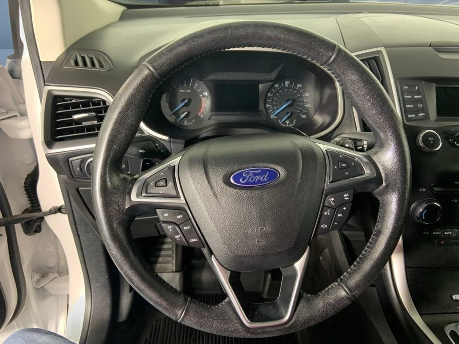 Used 2017 Ford Edge SEL AWD/4WD image 28
