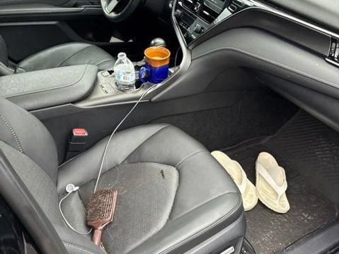 Used 2023 Toyota Camry XSE FWD image 14