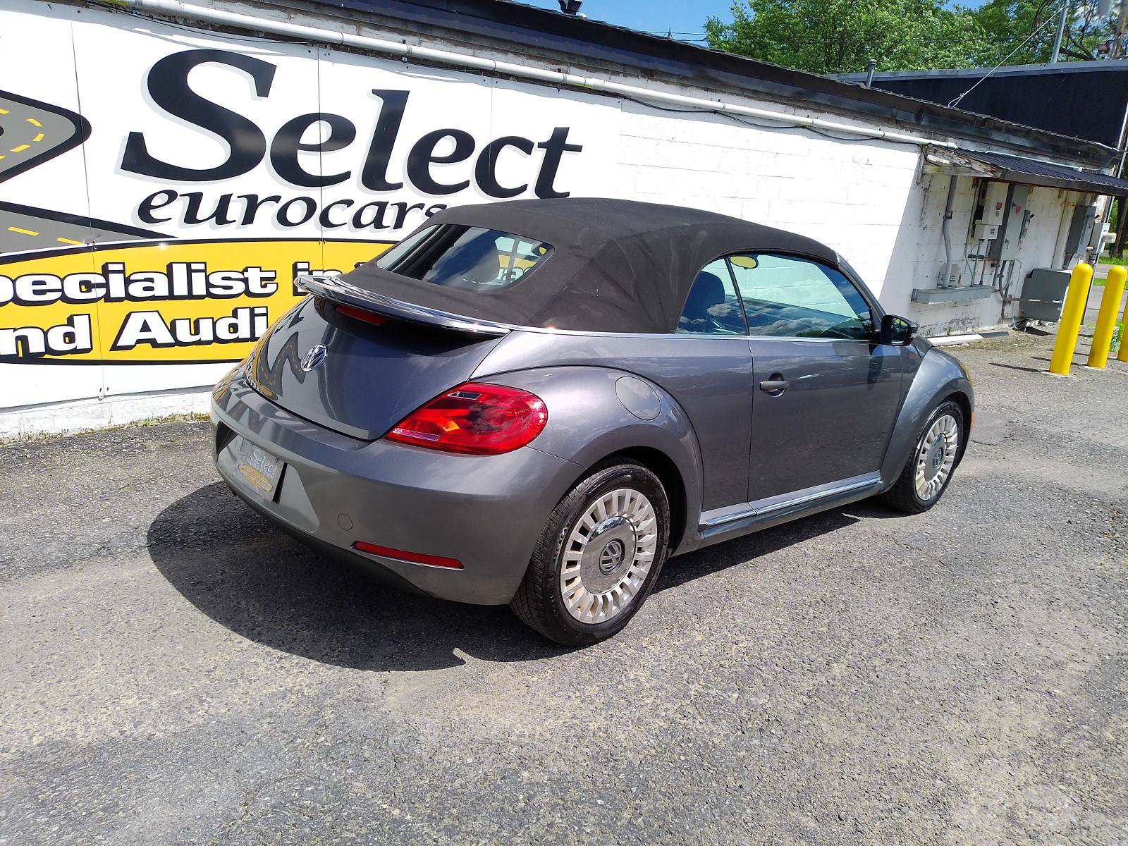 Used 2015 Volkswagen Beetle 1.8T FWD image 35