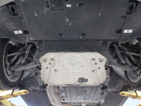 Used 2024 BMW 530i xDrive w/ Convenience Package image 94