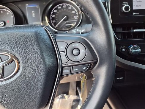 Used 2024 Toyota Camry SE image 17