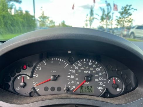Used 2006 Ford Focus ZX4 Sedan FWD image 20