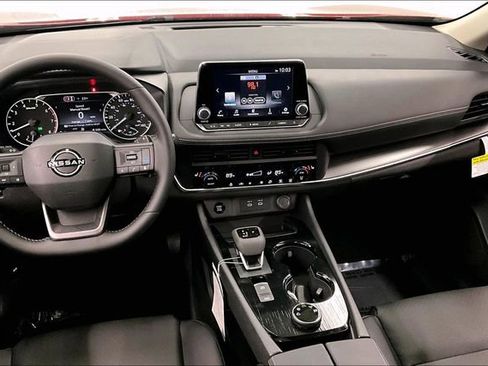 New 2026 Nissan Rogue SV image 8