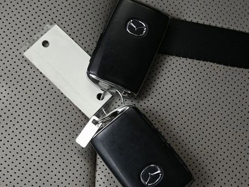 Used 2024 MAZDA CX-90 3.3 Turbo w/ Preferred Plus image 31