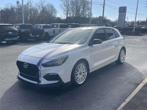Used 2019 Hyundai Elantra GT N Line image 3