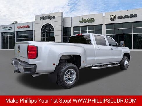 Used 2019 Chevrolet Silverado 3500 LT w/ All-Star Edition AWD/4WD image 3