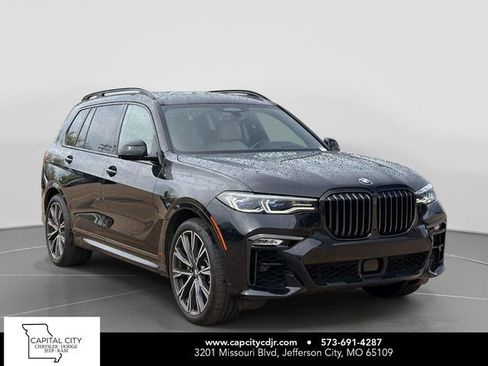 Used 2021 BMW X7 M50i AWD/4WD image 1