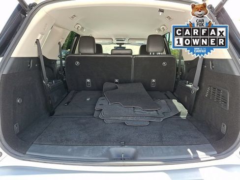 Used 2023 Nissan Pathfinder SL AWD/4WD image 29