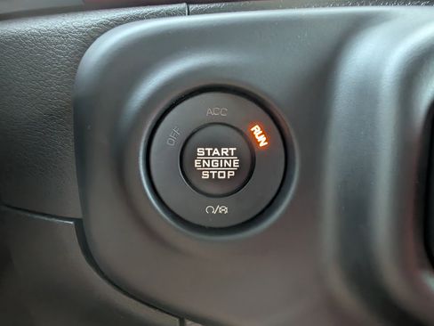 Used 2021 Jeep Gladiator Rubicon image 31