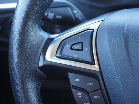 Used 2024 Ford Edge Titanium image 21