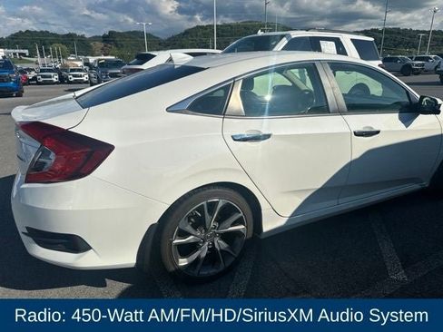 Used 2019 Honda Civic Touring image 7