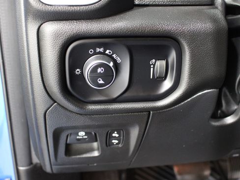 Used 2025 RAM 1500 Big Horn image 8