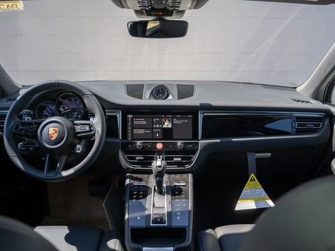 New 2026 Porsche Macan AWD/4WD image 21