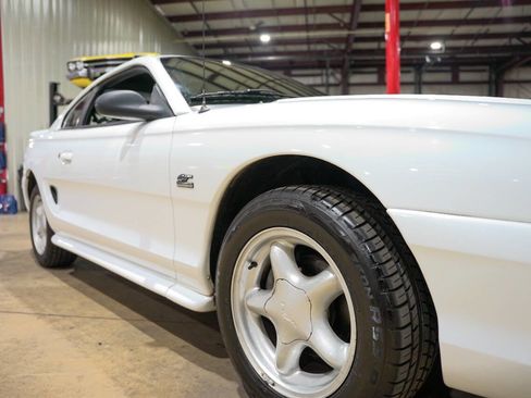 Used 1995 Ford Mustang GT image 33