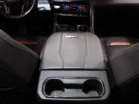 Used 2024 GMC Sierra 2500 AT4 w/ AT4 Premium Plus Package image 33