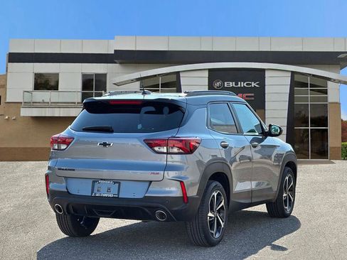 Used 2023 Chevrolet TrailBlazer RS w/ Convenience Package image 6
