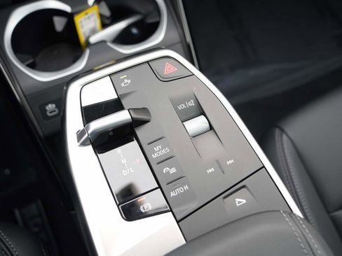 Used 2025 BMW X2 xDrive28i image 22