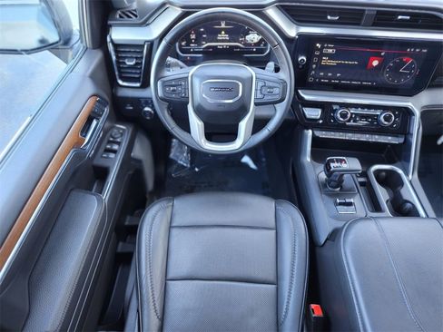 Used 2023 GMC Sierra 1500 Denali w/ Denali Reserve Package image 11