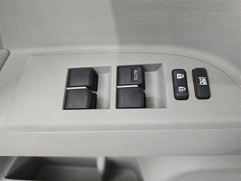 Used 2013 Toyota Highlander SE image 31