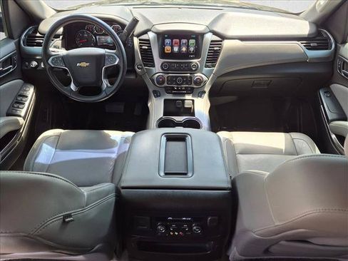 Used 2015 Chevrolet Suburban LT w/ Luxury Package AWD/4WD image 17