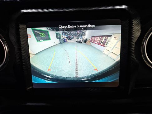 Used 2022 Jeep Wrangler Unlimited Rubicon 4xe image 28