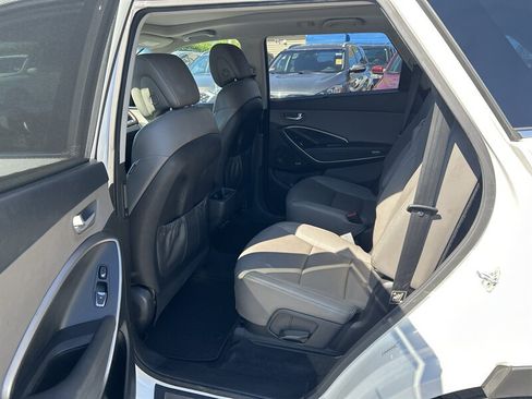Used 2019 Hyundai Santa Fe XL AWD/4WD image 11