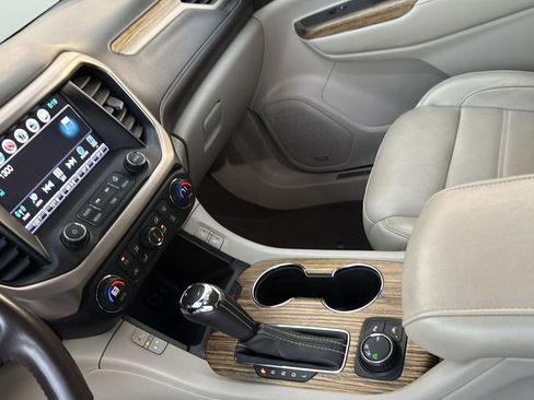 Used 2019 GMC Acadia Denali w/ Technology Package image 21