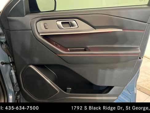 Used 2025 Ford Explorer ST AWD/4WD image 24