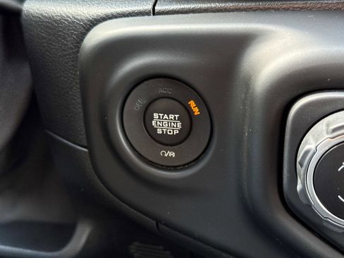 Used 2021 Jeep Wrangler Unlimited Sport image 13