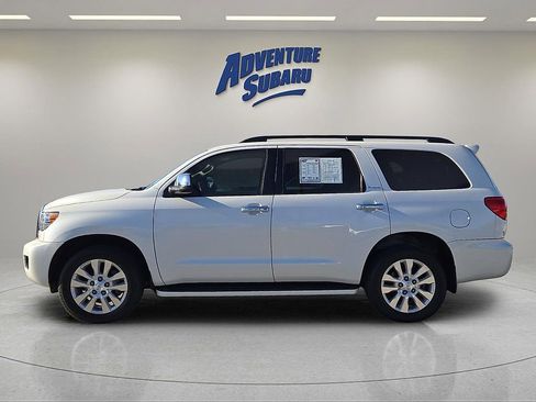 Used 2017 Toyota Sequoia Platinum image 4