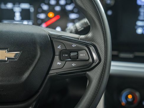 Used 2024 Chevrolet Trax LS w/ LS Convenience Package FWD image 29