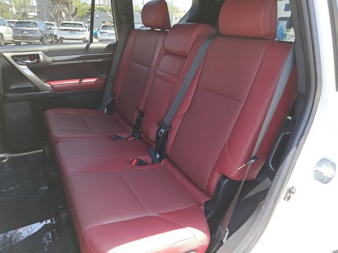 Used 2021 Lexus GX 460 Premium w/ Premium Package AWD/4WD image 15