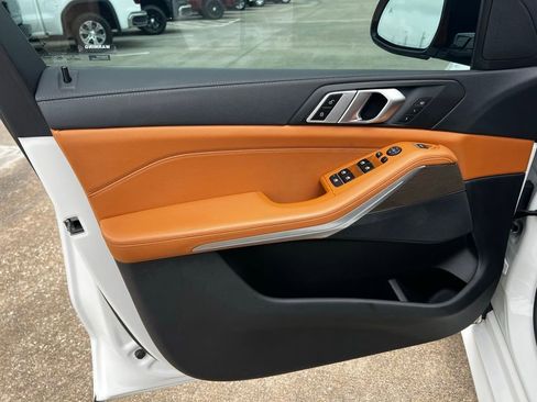 Used 2021 BMW X5 sDrive40i w/ M Sport Package image 52