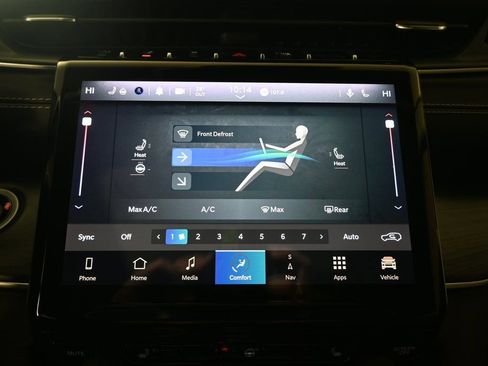 Used 2023 Jeep Grand Cherokee Limited w/ Black Appearance Package image 28