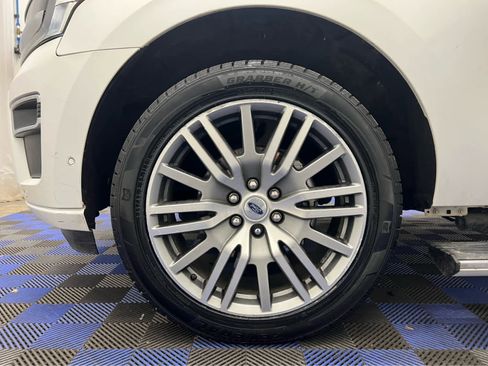 Used 2022 Ford Expedition Max Platinum image 12