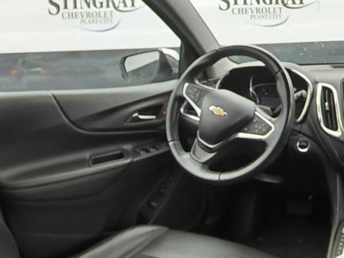 Used 2019 Chevrolet Equinox Premier AWD/4WD image 16