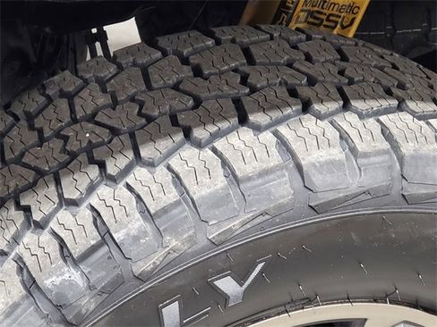 Certified 2022 Chevrolet Colorado ZR2 image 10