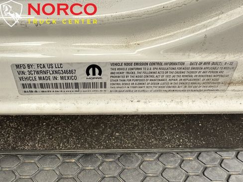 Used 2022 RAM 5500 Tradesman w/ Chrome Appearance Group AWD/4WD image 39
