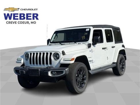 Used 2021 Jeep Wrangler Unlimited Sahara w/ Cold Weather Group AWD/4WD image 1