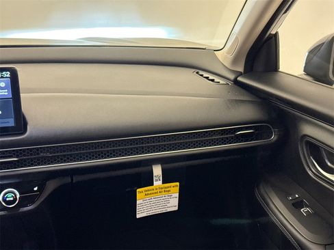 Certified 2026 Honda HR-V EX-L image 18