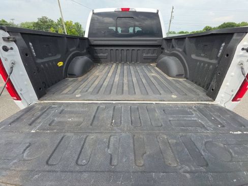 Used 2019 Ford F150 XLT w/ Equipment Group 302A Luxury AWD/4WD image 15