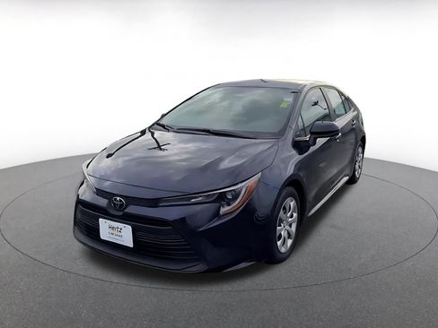 Used 2025 Toyota Corolla LE image 7