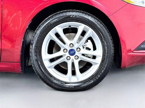 Used 2018 Ford Fusion SE image 39