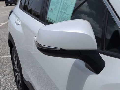 Certified 2023 Toyota Corolla Cross XLE w/ Convenience Package FWD image 12
