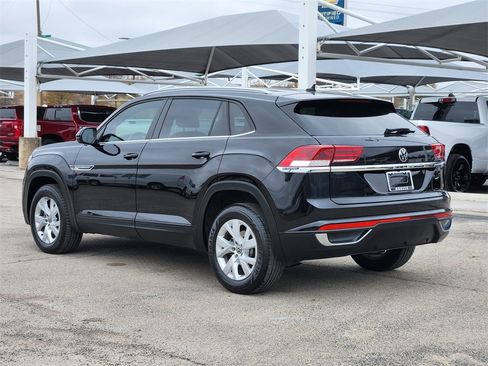 Used 2020 Volkswagen Atlas Cross Sport S image 5