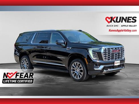 Used 2025 GMC Yukon XL Denali AWD/4WD image 1