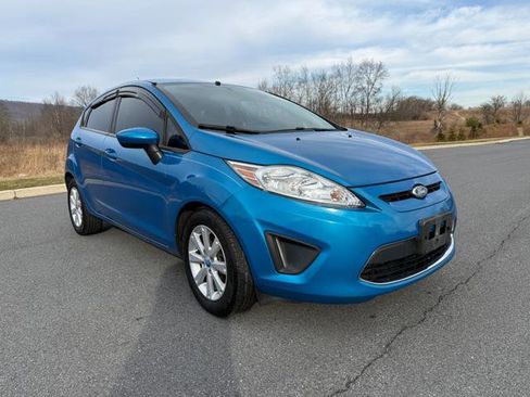 Used 2012 Ford Fiesta SE image 3