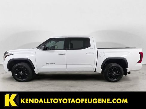 Used 2022 Toyota Tundra SR5 AWD/4WD image 2