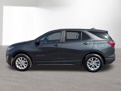 Used 2021 Chevrolet Equinox LS w/ LS Convenience Package AWD/4WD image 8
